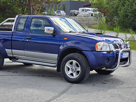 Nissan NP300 20 of 30