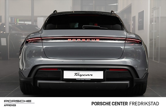 Porsche Taycan Cross Turismo 4 of 30