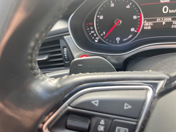 Audi A6 12 of 30