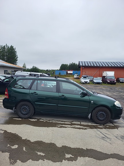 Toyota Corolla 5 of 5