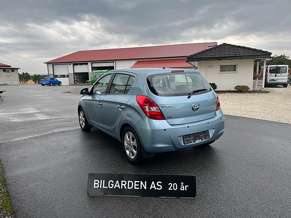 Hyundai i20 5 of 11