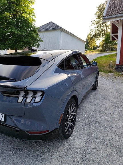 Ford Mustang Mach-E 7 of 11