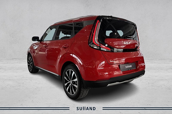 Kia e-Soul 3 of 5