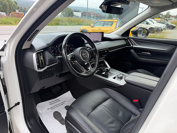Mazda CX-60 11 of 14