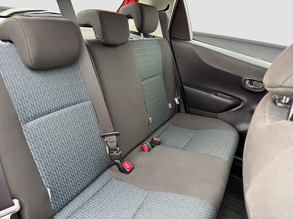 Toyota Yaris 22 of 23