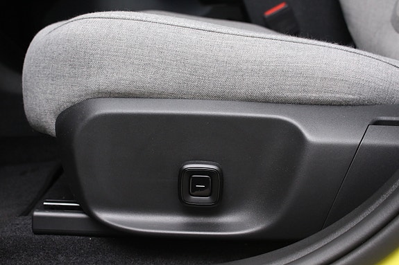 Volvo EX30 23 of 30