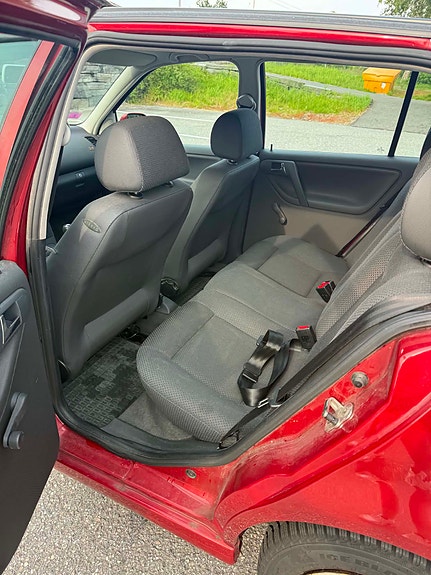 Volkswagen Polo 10 of 14
