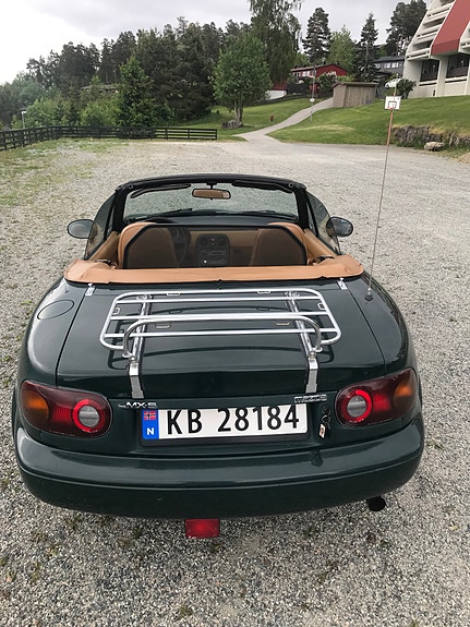 Mazda MX-5 4 of 8