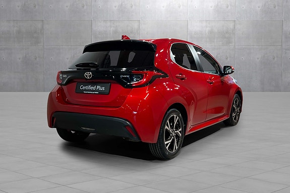 Toyota Yaris 6 of 29
