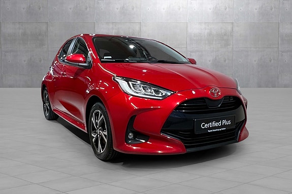 Toyota Yaris 8 of 29