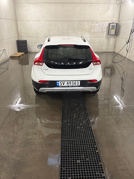 Volvo V40 Cross Country 7 of 20
