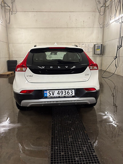 Volvo V40 Cross Country 8 of 20