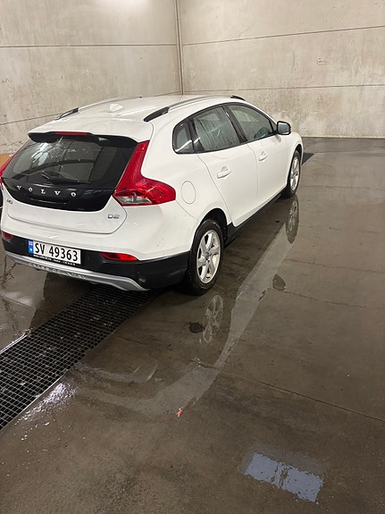 Volvo V40 Cross Country 6 of 20