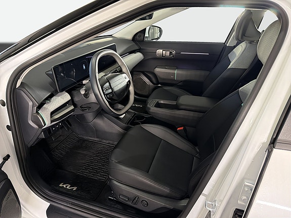 Kia EV4 6 of 13
