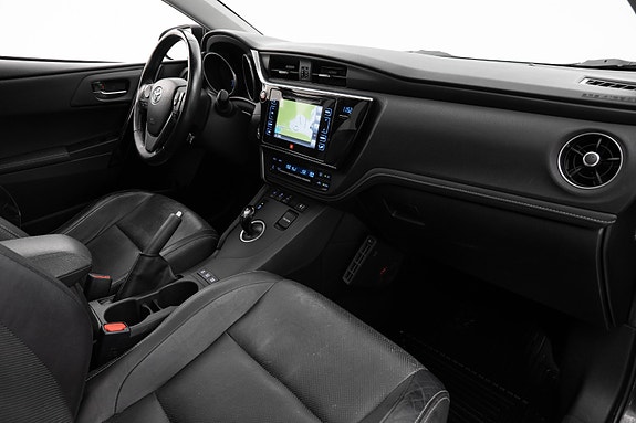 Toyota Auris 9 of 29