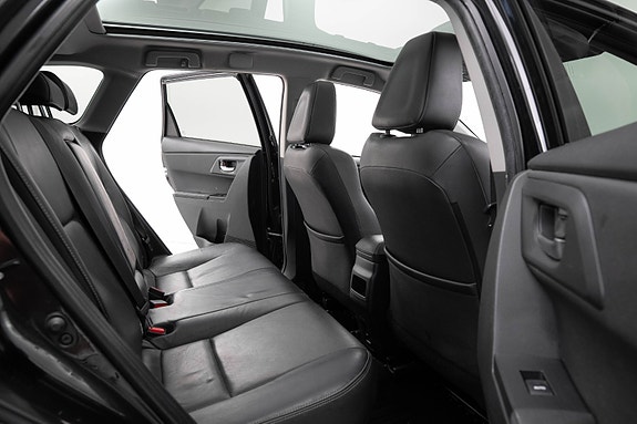 Toyota Auris 24 of 29