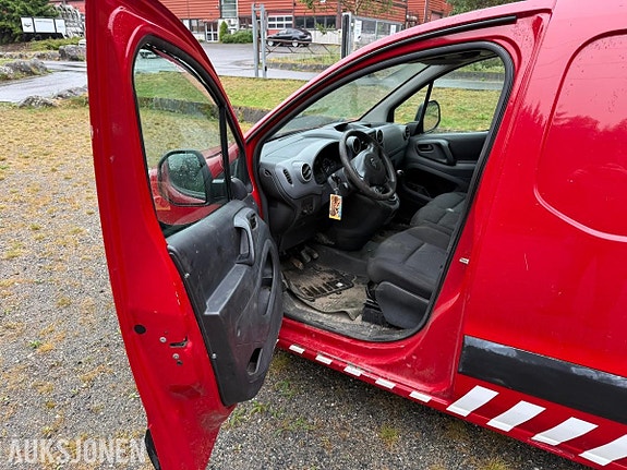 Citroen Berlingo 27 of 30