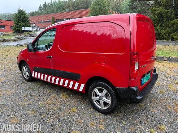 Citroen Berlingo 8 of 30
