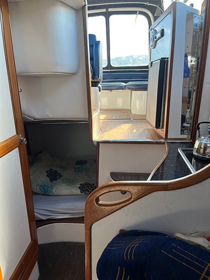 Daycruiser 27fot 5 of 8