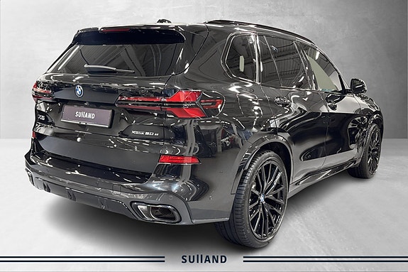 BMW X5 4 of 5