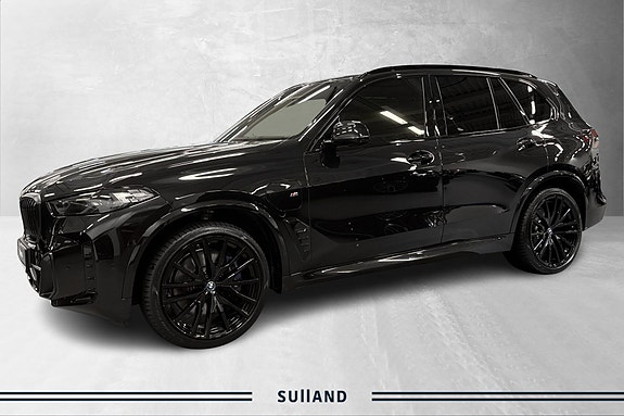 BMW X5 2 of 5