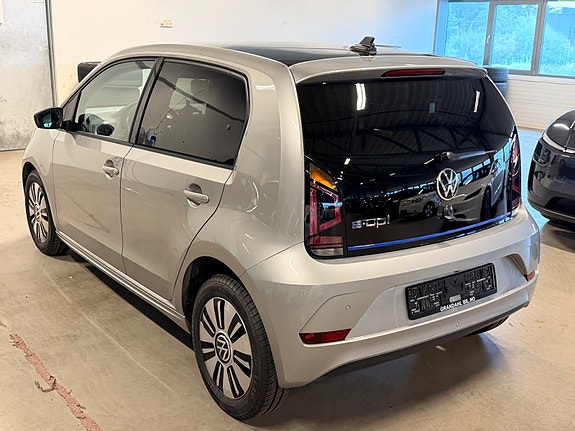 Volkswagen UP! 6 of 13