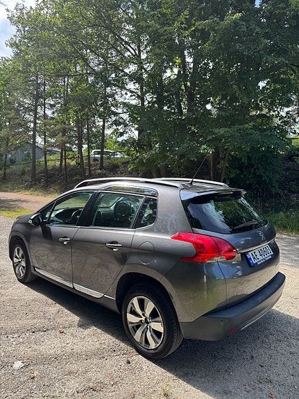 Peugeot 2008 6 of 22