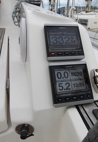 FAMILIEFAVORITT: BAVARIA 37 CRUISER – 3 lugarer – Masse utstyr – GI BUD! 21 of 24