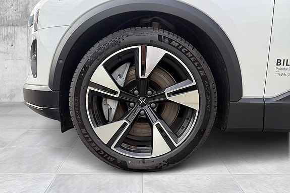 Polestar 3 9 of 22