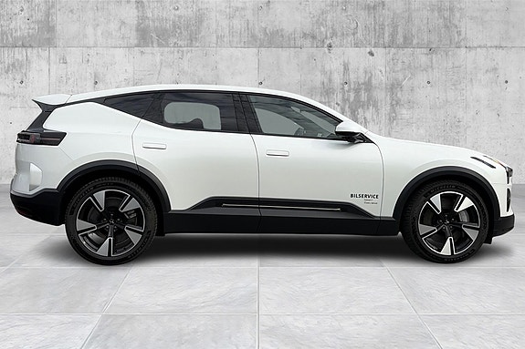 Polestar 3 6 of 22