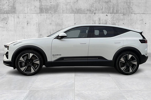 Polestar 3 2 of 22