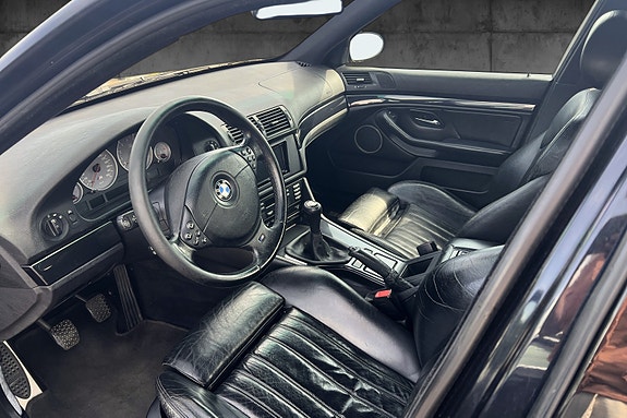 BMW M5 15 of 27
