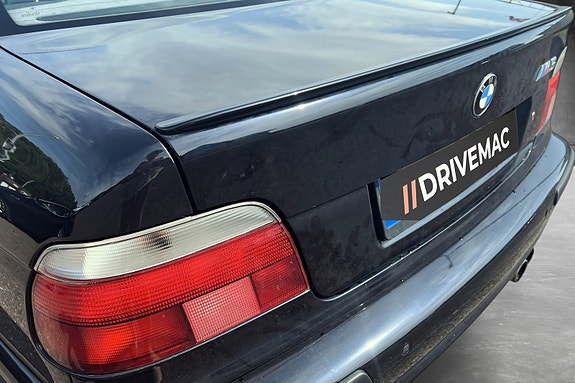 BMW M5 11 of 27