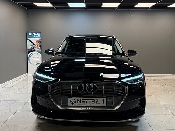 Audi e-tron Sportback 8 of 30