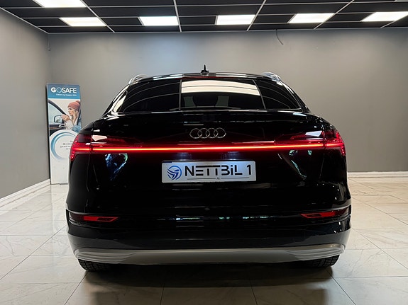 Audi e-tron Sportback 27 of 30