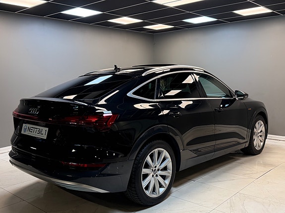 Audi e-tron Sportback 22 of 30