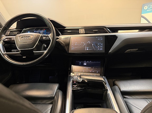 Audi e-tron Sportback 29 of 30