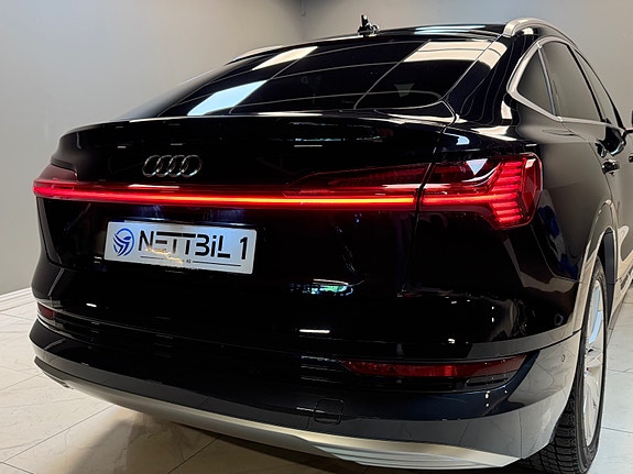 Audi e-tron Sportback 28 of 30