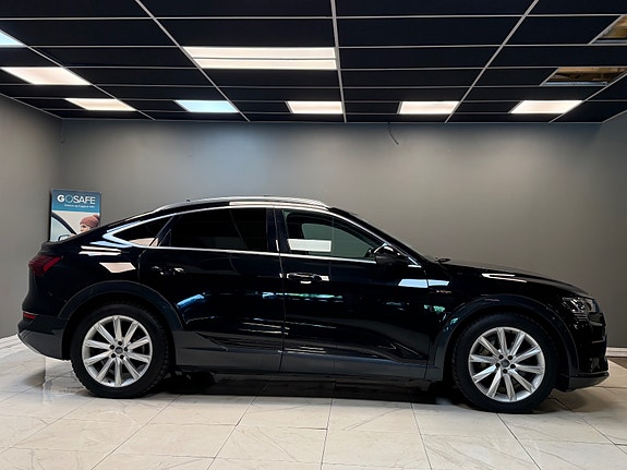 Audi e-tron Sportback 5 of 30