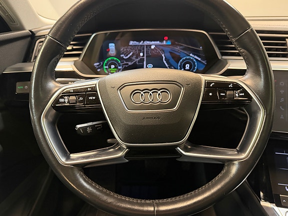 Audi e-tron Sportback 30 of 30