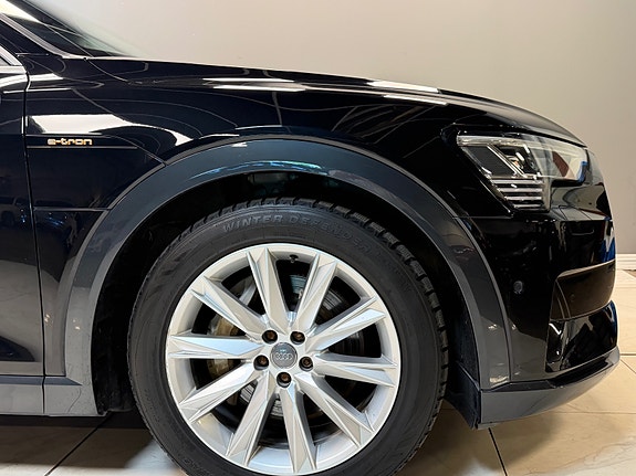 Audi e-tron Sportback 14 of 30