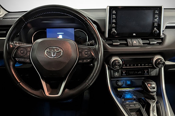 Toyota RAV4 14 of 27