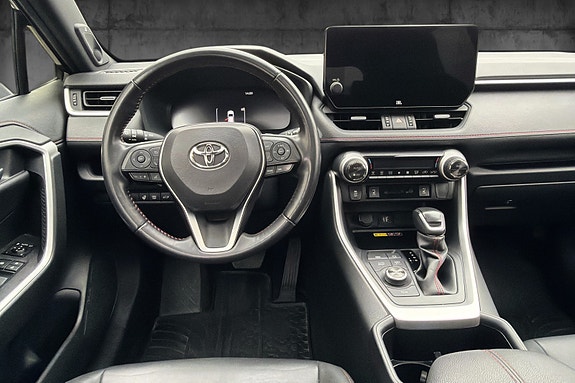 Toyota RAV4 14 of 15