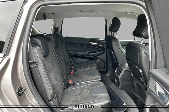 Ford S-MAX 16 of 21
