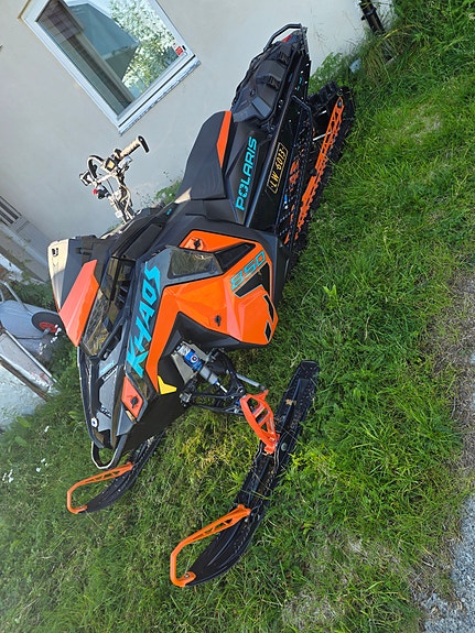 Polaris 850 RMK Khaos Slash 7 of 7