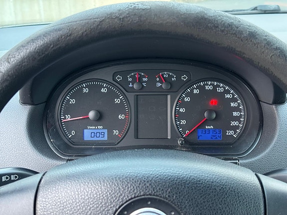 Volkswagen Polo Cross 11 of 23