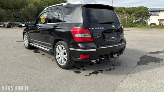Mercedes-Benz glk 4 of 5