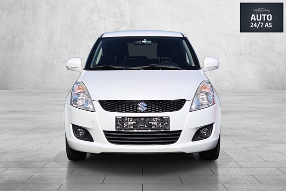 Suzuki Swift 2 of 29