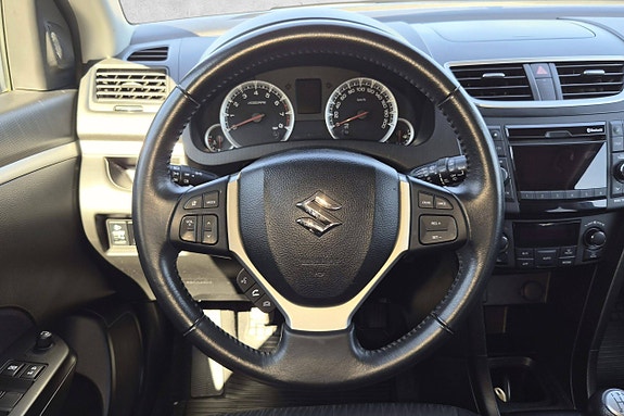 Suzuki Swift 26 of 29