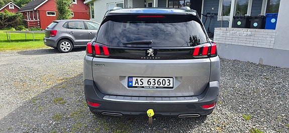 Peugeot 5008 6 of 13